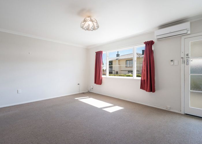  at 2/12 Golf Road, Tahunanui, Nelson, Nelson / Tasman