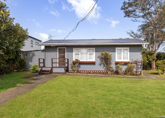  at 486 West Coast Road, Glen Eden, Waitakere City, Auckland