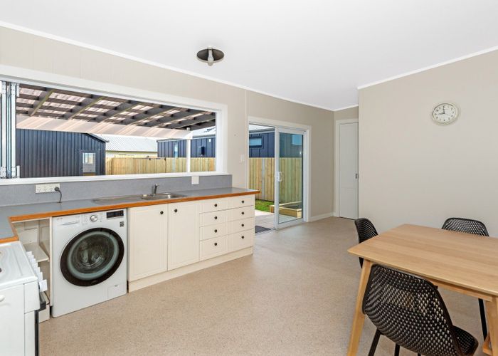  at 33 Disraeli Street, Gisborne, Gisborne