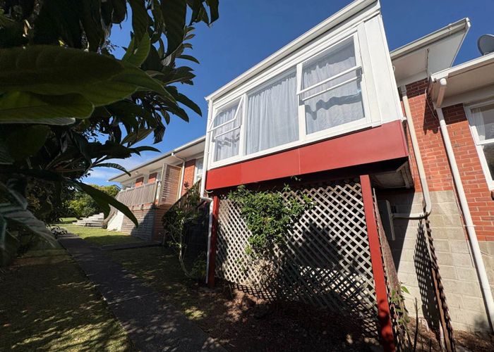  at 3/4 Penzance Road, Mairangi Bay, North Shore City, Auckland