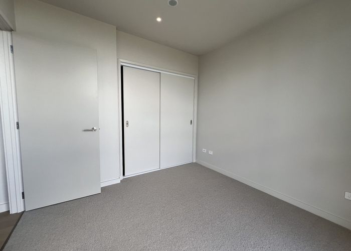  at 102/84A Te Oneroa Way, Long Bay, North Shore City, Auckland