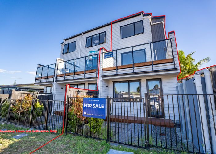  at 1/82 Rosewarne Crescent, Glendene, Waitakere City, Auckland