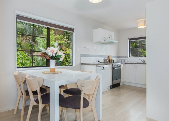  at 64 Albatross Close, Whitby, Porirua