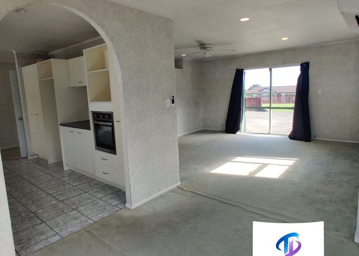  at 14 Crail Court, Goodwood Heights, Manukau City, Auckland