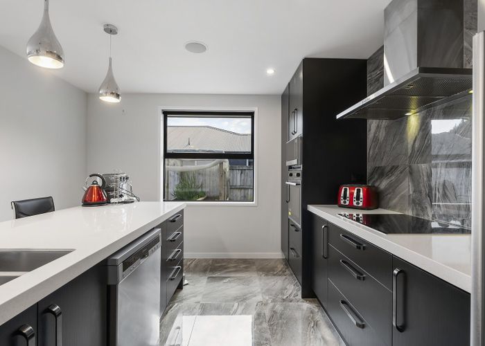  at 273 Lakes Boulevard, Pyes Pa, Tauranga