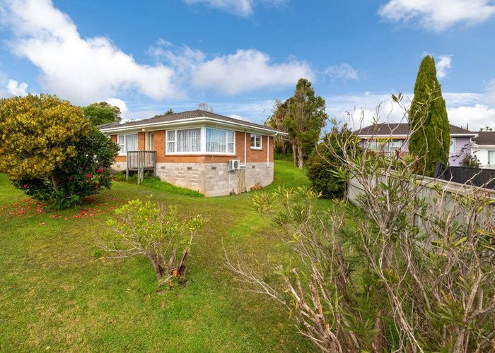  at 2/28B Sunnynook Road, Forrest Hill, North Shore City, Auckland