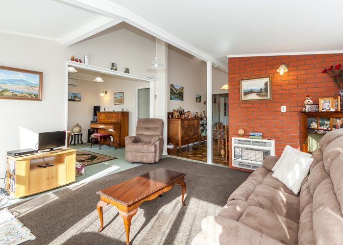  at 180 Amberley Avenue, Highbury, Palmerston North