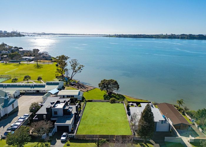  at 5A Thirteenth Avenue, Avenues, Tauranga, Bay Of Plenty