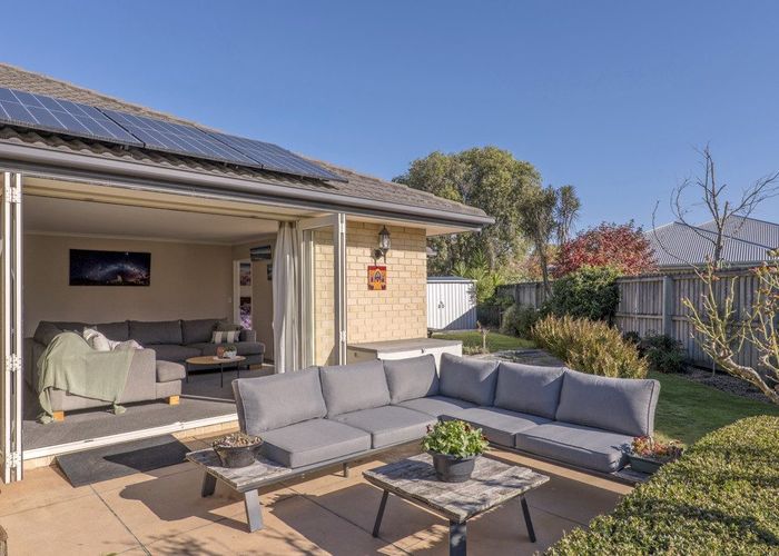  at 7 Riverwood Boulevard, Redwood, Christchurch City, Canterbury