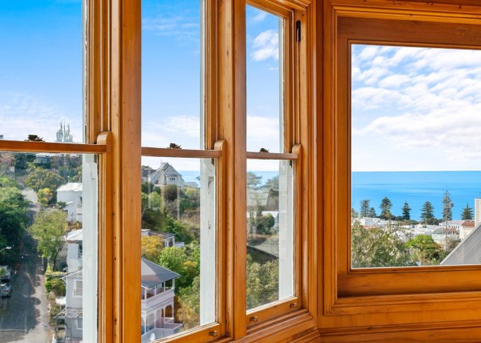  at 18 Sealy Road, Bluff Hill, Napier, Hawke's Bay