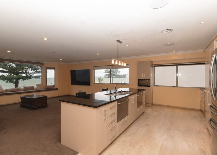  at 1/21 The Esplanade, Eastern Beach, Manukau City, Auckland