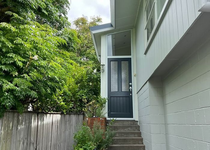  at 91 Penzance Road, Mairangi Bay, North Shore City, Auckland