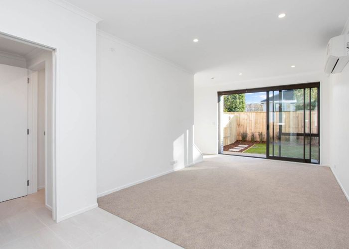  at 2 Gazala Lane, Panmure, Auckland City, Auckland