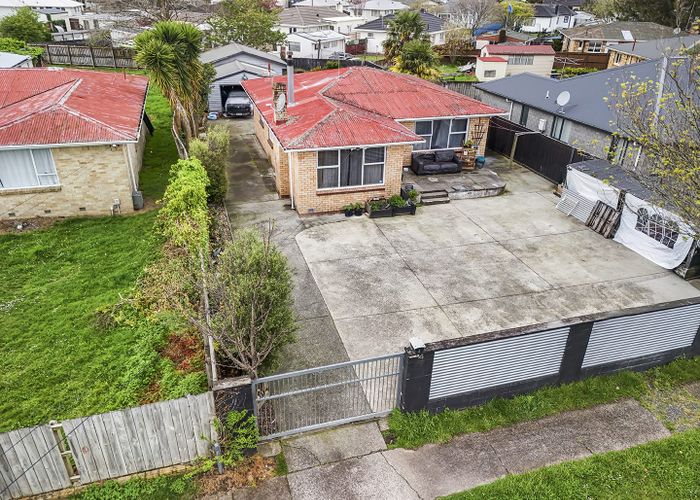  at 4 Masefield Drive, Enderley, Hamilton, Waikato