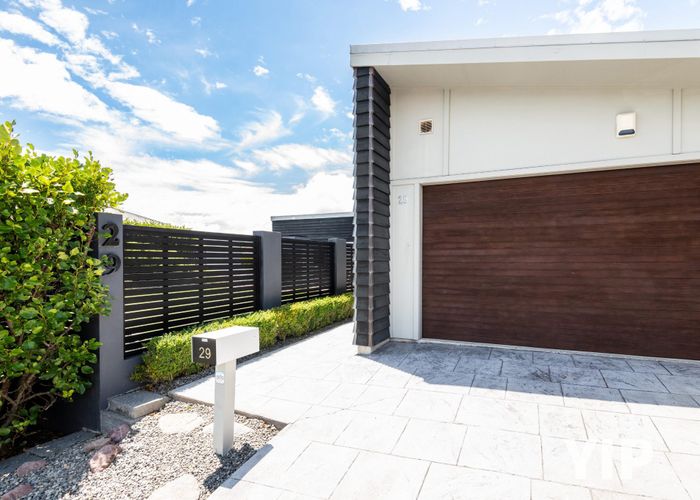  at 29 Cedarwood Street, Woodridge, Wellington