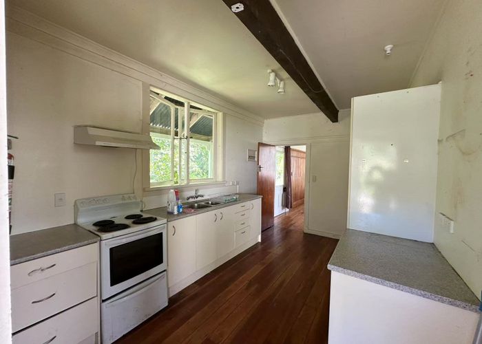  at 112B Postman Road ( with app 2 ha grazing ), Dairy Flat, Rodney, Auckland