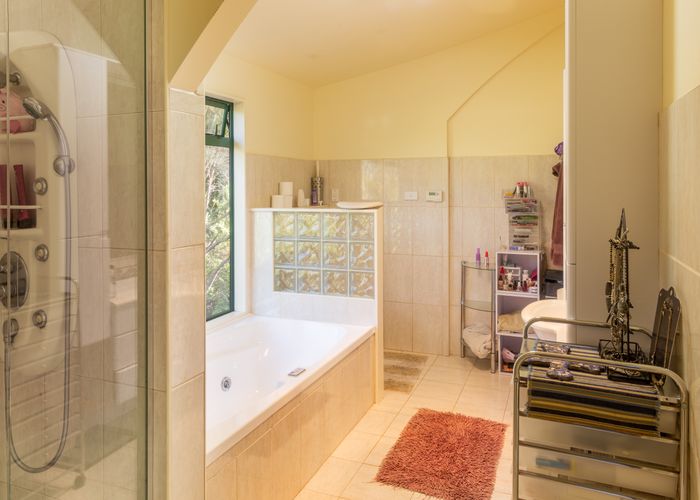  at 50 Scott Road, Stanmore Bay, Whangaparaoa