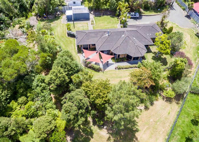  at 14 Mcentee Road, Waitakere, Auckland
