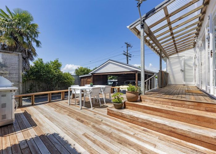  at 86 Astley Avenue, New Lynn, Auckland