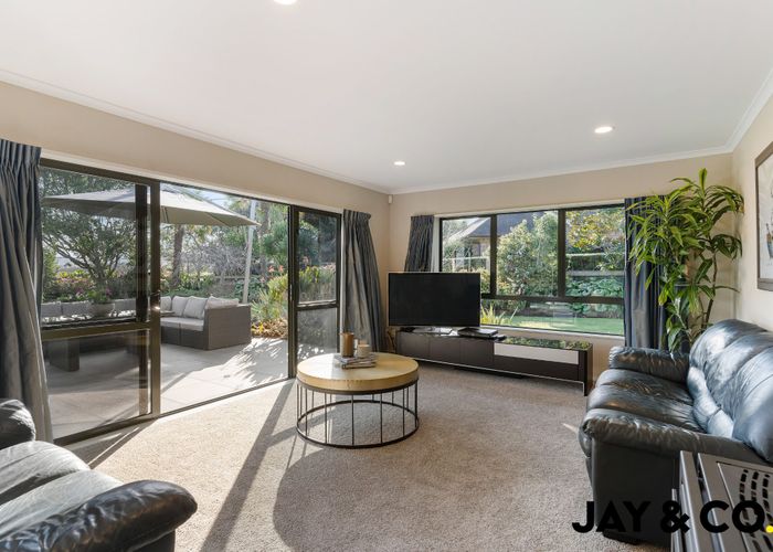  at 27 Monument Road, Papakura