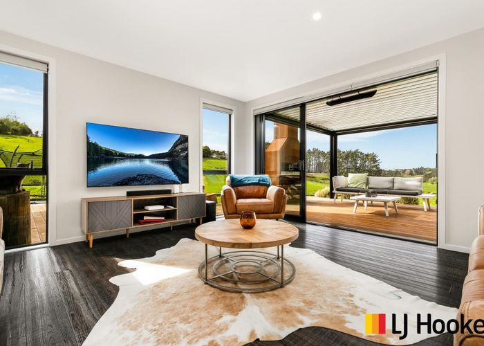  at 290 Hunter Road, Patumahoe, Pukekohe