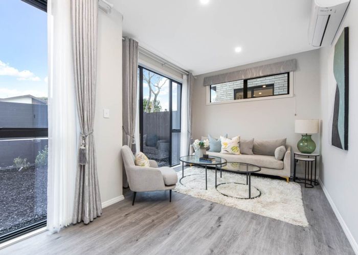  at 151B Prince Regent Drive, Farm Cove, Manukau City, Auckland