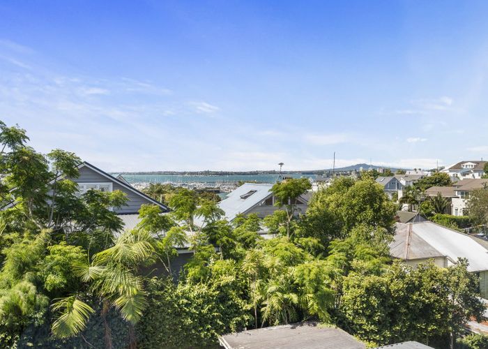  at 27 Melford Street, Saint Marys Bay, Auckland City, Auckland