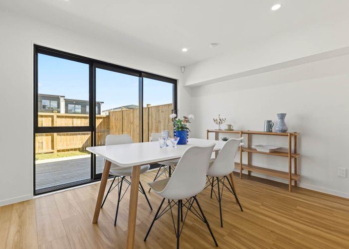  at 21& 23 Sagitta Drive, Flat Bush, Manukau City, Auckland