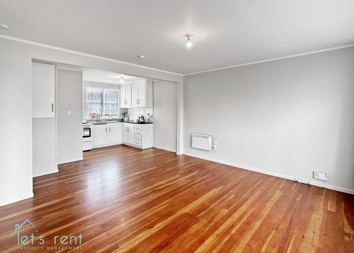  at 2/50 Tenneesee Avenue, Mangere East, Manukau City, Auckland