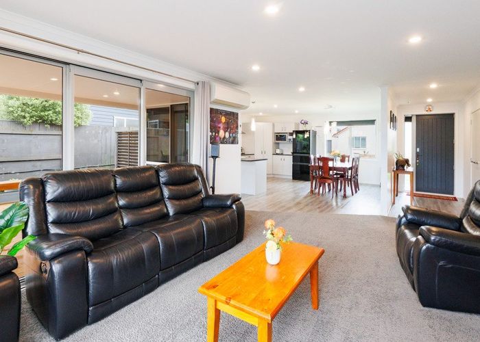  at 2 Durville Place, Kelvin Grove, Palmerston North, Manawatu / Whanganui
