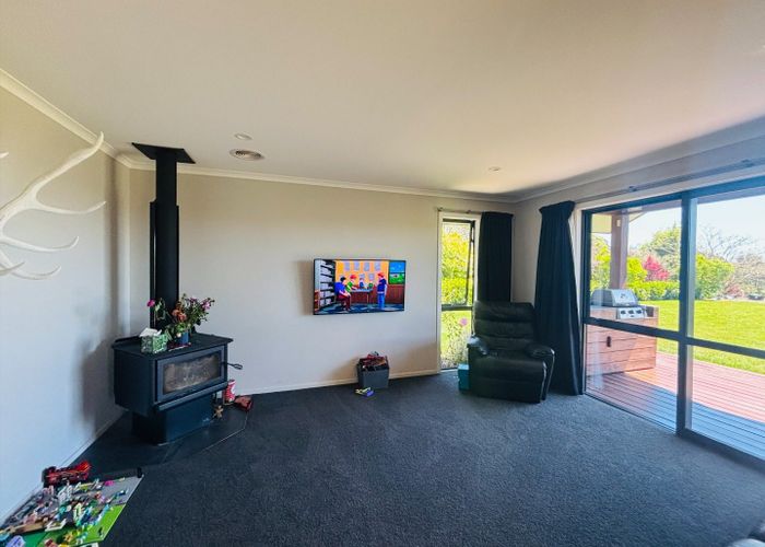  at 185 Ridgeview Road, Redwood Valley, Richmond