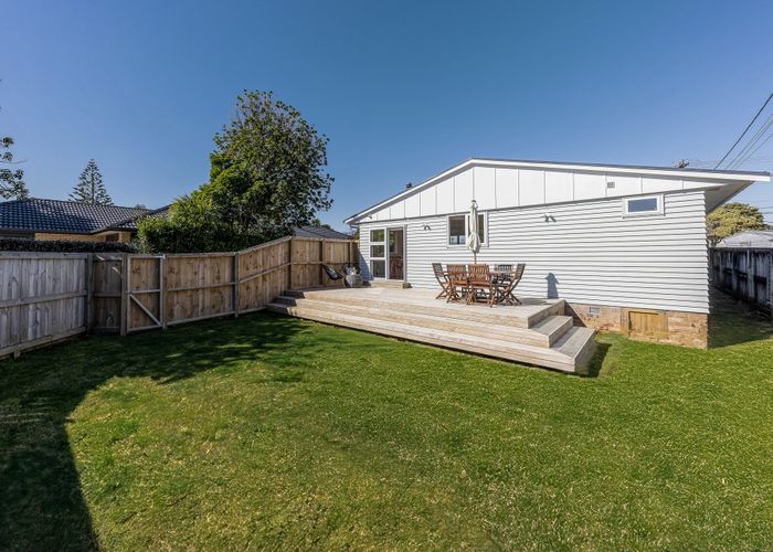  at 224 Beach Haven Road, Beach Haven, North Shore City, Auckland