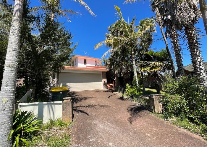 at 45 Tenbless Court, Unsworth Heights, Unsworth Heights, North Shore City, Auckland
