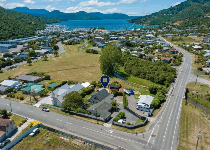  at 1 Beach Road, Waikawa, Picton