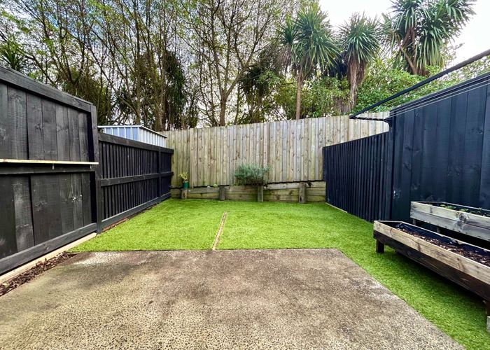  at 32 Kotuitui Street, Manukau, Auckland