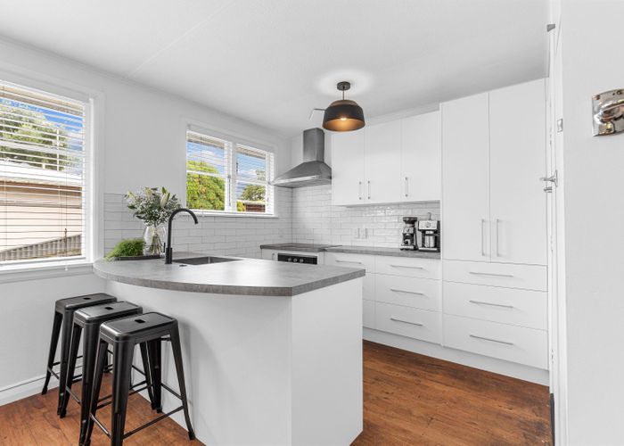  at 12 Norwich Place, Awapuni, Palmerston North