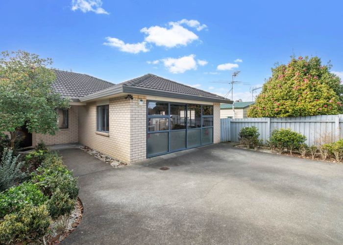  at 40 Huia Road, Papatoetoe, Manukau City, Auckland