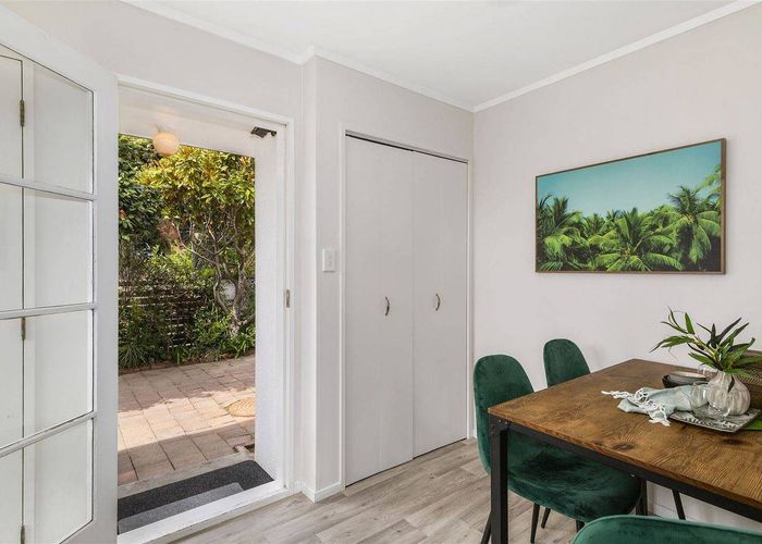  at 4 Kinloch Place, Papakowhai, Porirua, Wellington