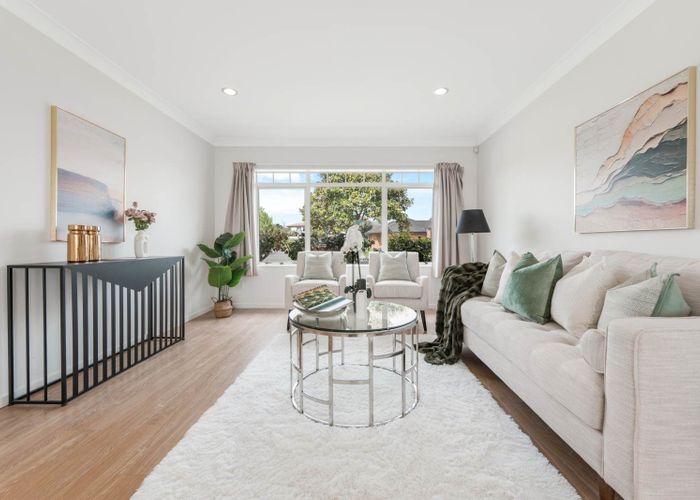  at 12 Ridgefield Lane, East Tamaki Heights, Manukau City, Auckland