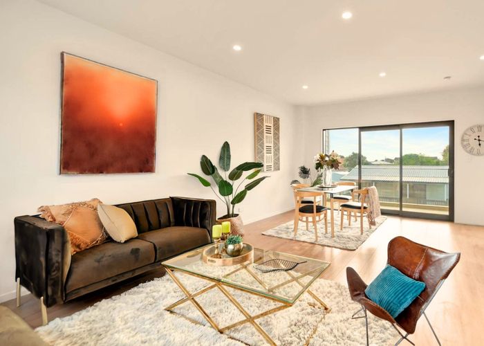  at 723B Massey Road, Mangere, Manukau City, Auckland