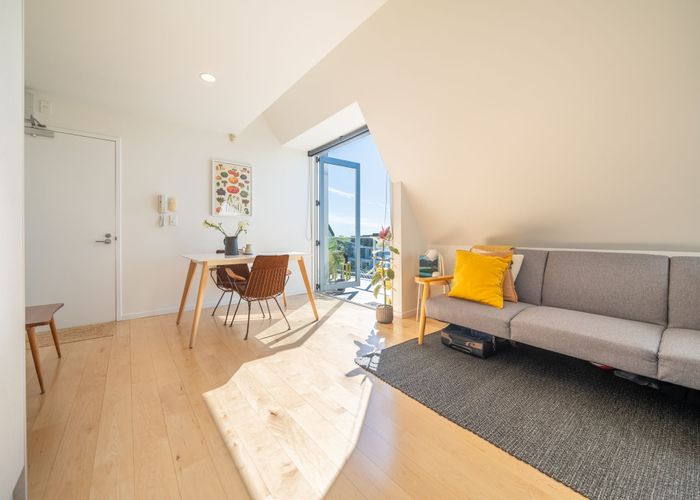  at 16/15 Peterborough Street, City Centre, Christchurch City, Canterbury
