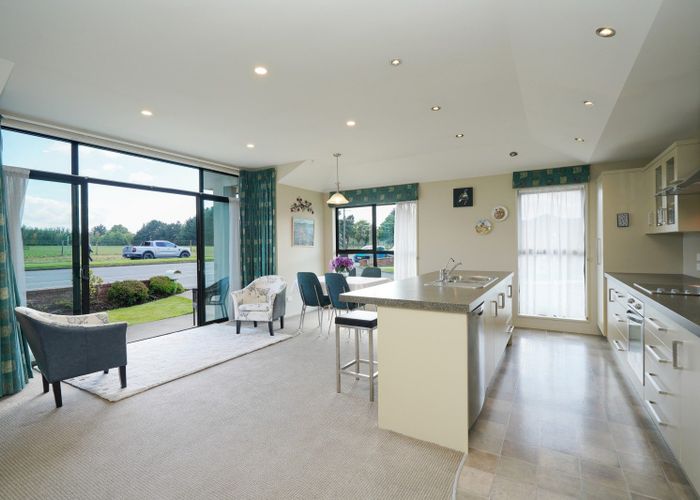  at 143 Bainfield Road, Waikiwi, Invercargill