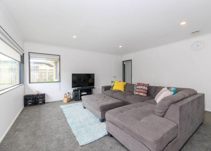  at 275B Massey Road, Māngere East, Auckland