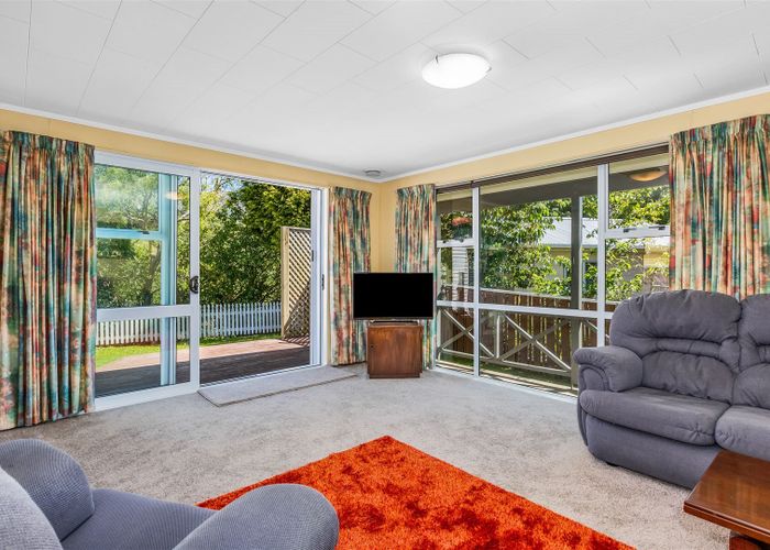For sale 62 Huanui Street, Ranui Heights, Porirua, Wellington homes.co.nz
