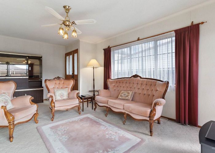  at 2/32 New Windsor Road, Avondale, Auckland City, Auckland