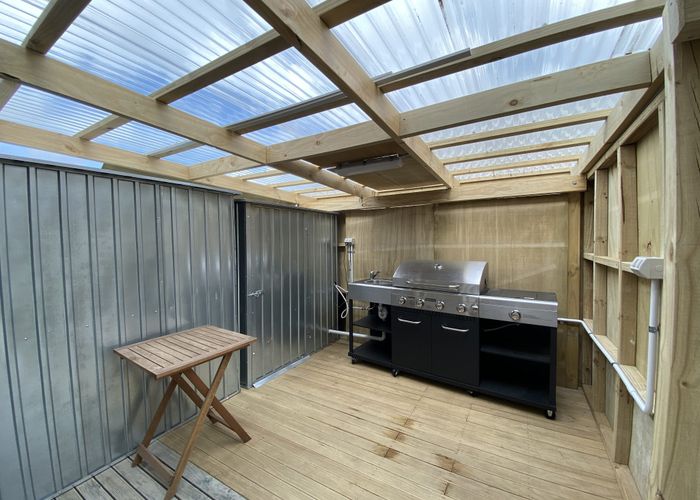  at 2/73A Waipuna Road, Mount Wellington, Auckland City, Auckland