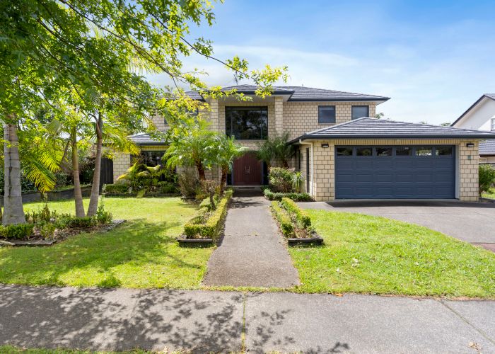  at 21 Oak Manor Drive, Albany, Auckland