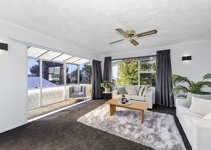  at 12F Radnor Street, Hamilton City Central, Hamilton, Waikato