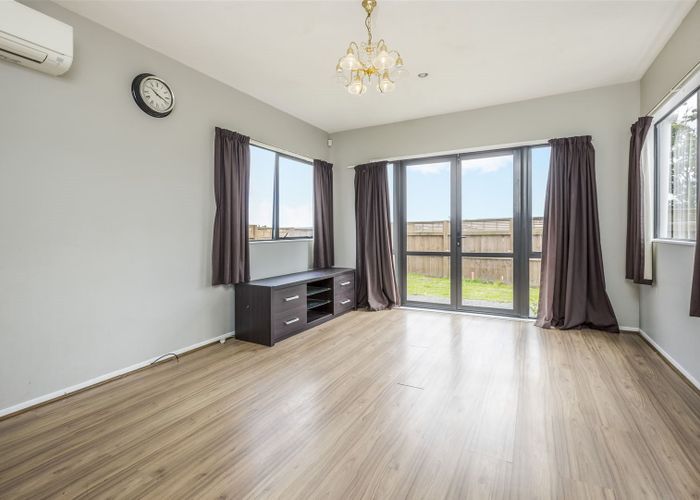  at 2/167 Whitney Street, Blockhouse Bay, Auckland