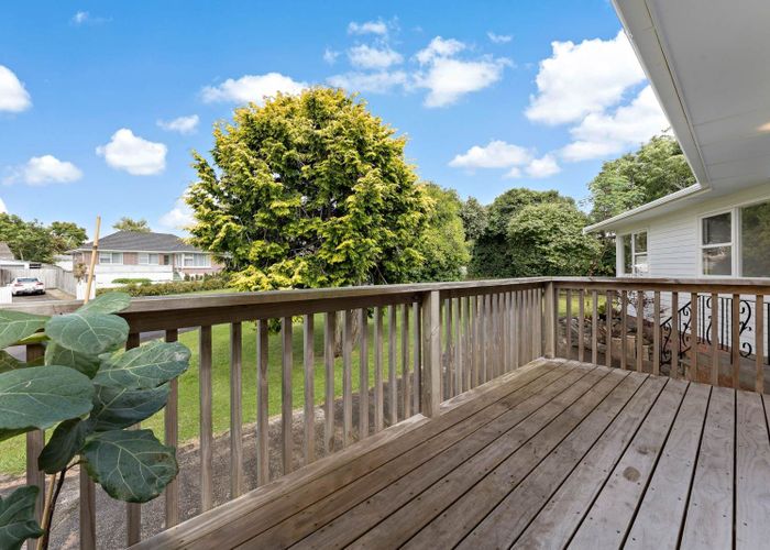  at 66 Divich Avenue, Te Atatu South, Waitakere City, Auckland